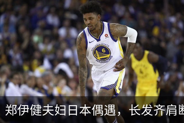 郑伊健夫妇日本偶遇，长发齐肩断崖衰老，妻子三下巴肚腩凸出富态